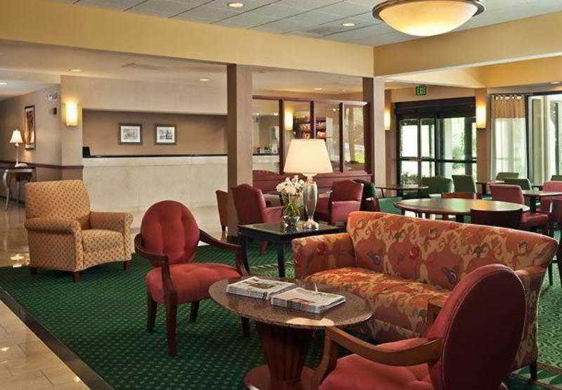 Courtyard Charlotte Arrowood Hotel Bagian luar foto